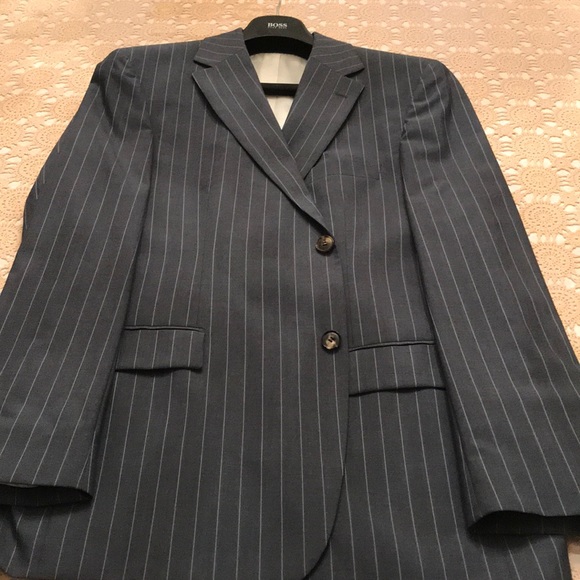 Hugo Boss suit jacket 44 R - Picture 3 of 3